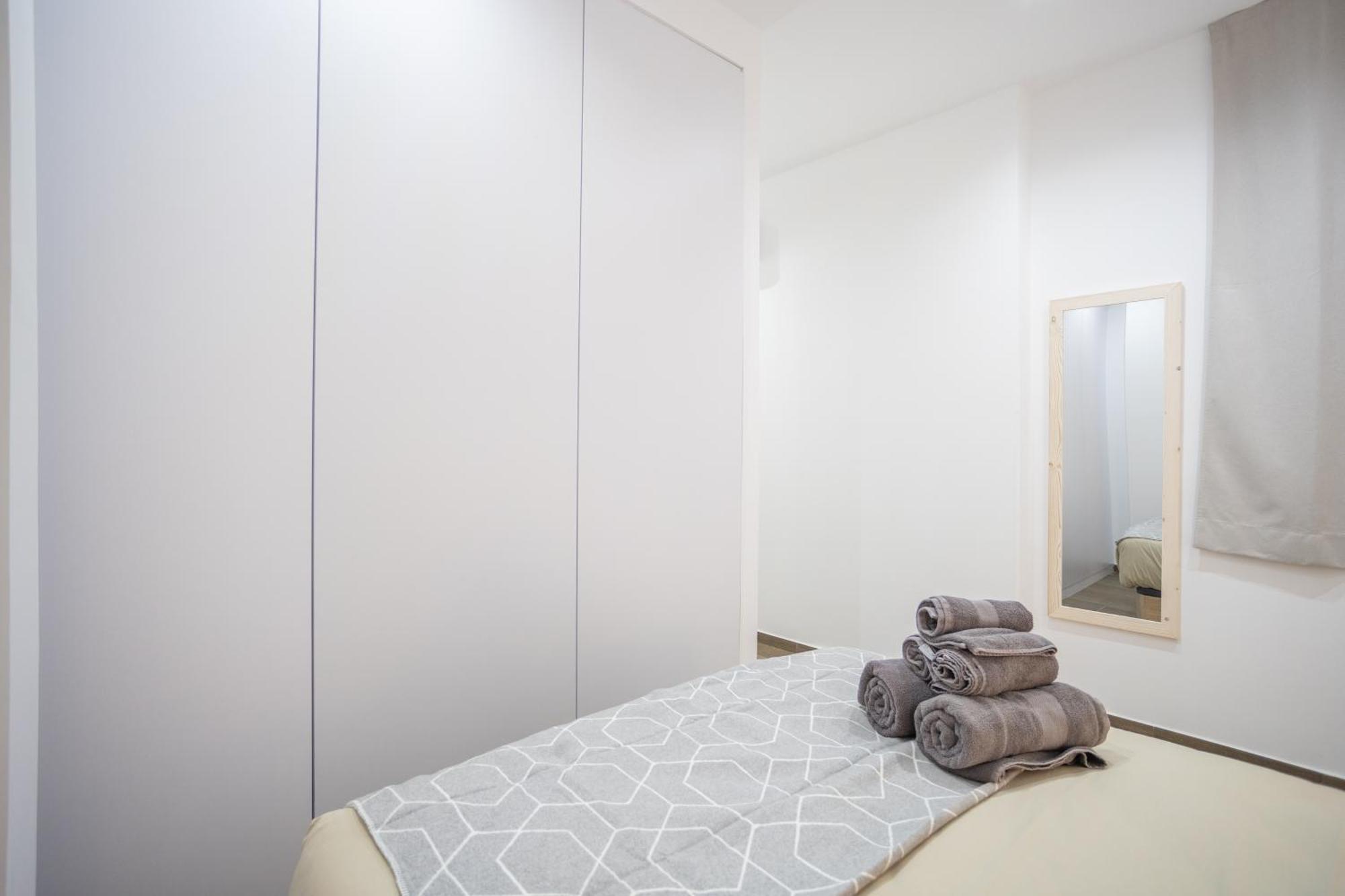 Appartement Flats-elegante, Junto Al Roig Arena
